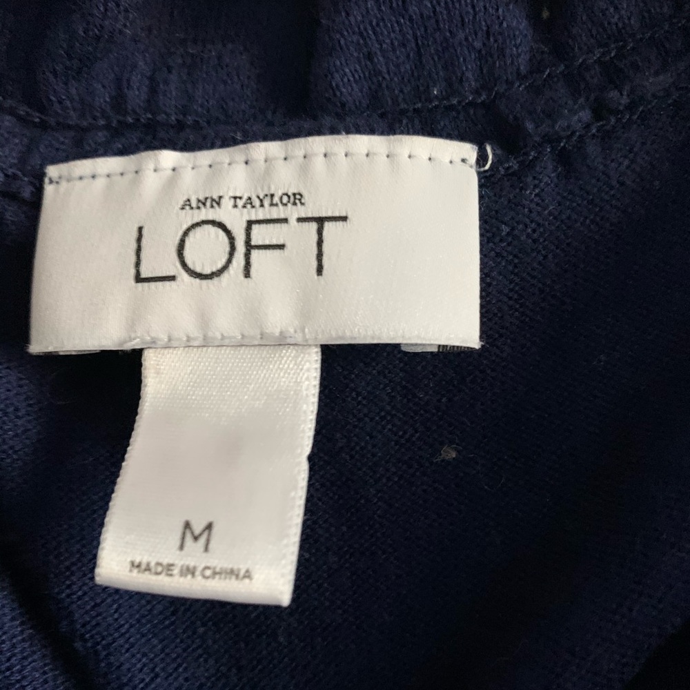 LOFT Sweater - Picture 3 of 3
